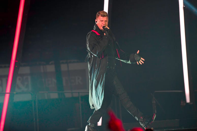 SUNRISE, FL- AUGUST 24: Nick Carter performs at the Backstreet Boys DNA World Tour at BB&T Center in Sunrise, Florida on 8/24/2019. (Photo by Ron Elkman/USA TODAY NETWORK/Sipa USA) SUNRISE, FL- AUGUST 24: Nick Carter performs at the Backstreet Boys DNA World Tour at BB&T Center in Sunrise, Florida on 8/24/2019. (Photo by Ron Elkman/USA TODAY NETWORK/Sipa USA)