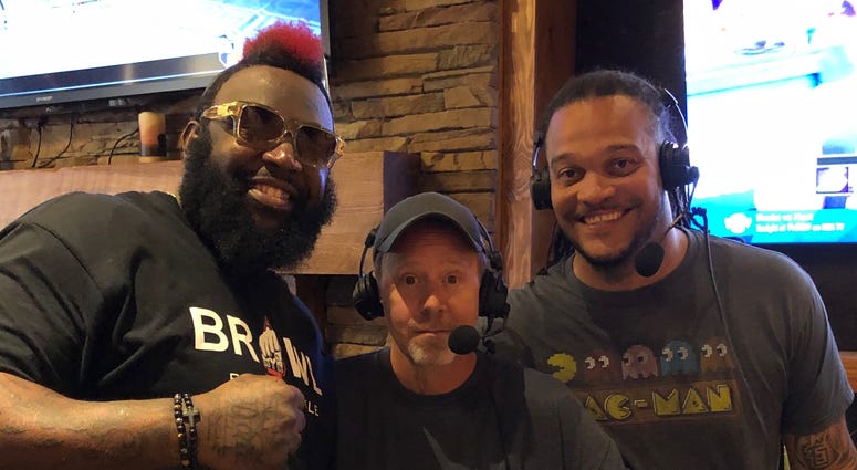 Dada 5000 with Hoch and Crowder