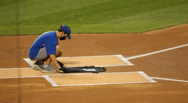 Marlins walk out