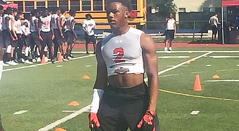 Post Season Huddle Jaylan Knighton Deerfield Beach 560 The Joe