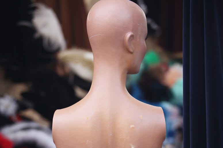 Armless Dummy