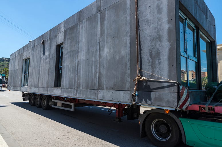Truck Moving Building