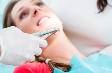 Dentist