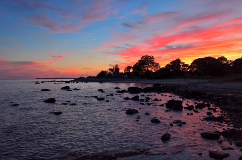 shorline sunset Sunset in Lyme Connecticut
