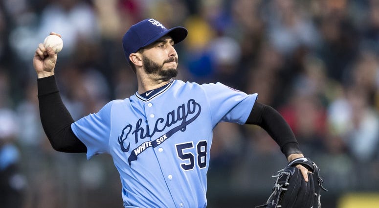 White Sox right-hander Miguel Gonzalez White Sox right-hander Miguel Gonzalez