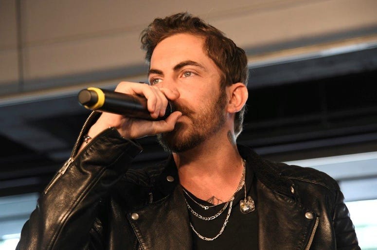 Dennis Lloyd