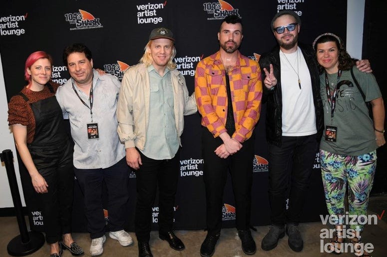 Neon Trees