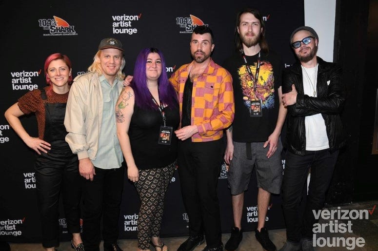 Neon Trees