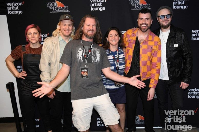 Neon Trees