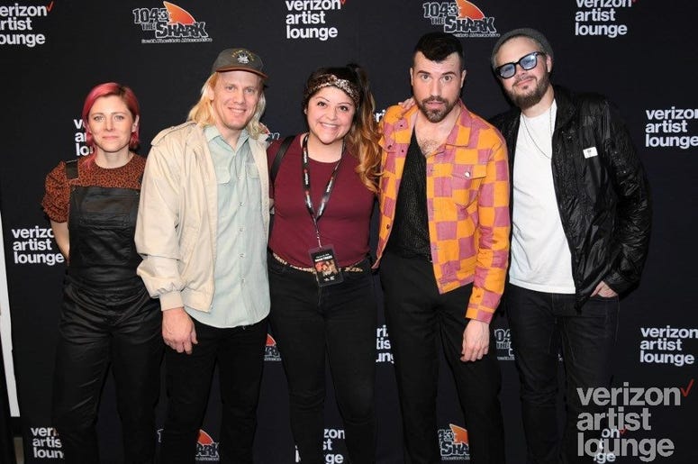 Neon Trees