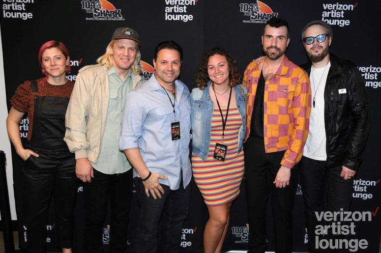 Neon Trees