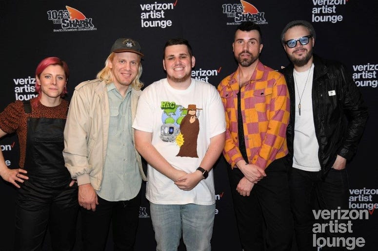 Neon Trees