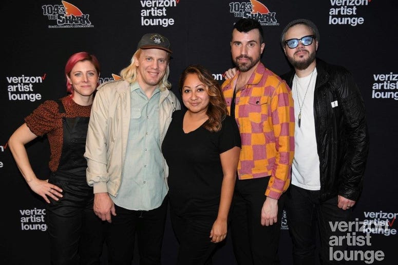 Neon Trees