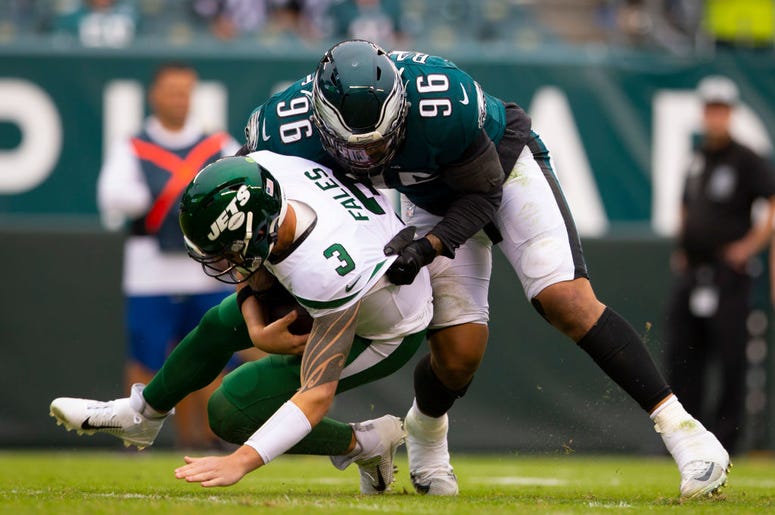 Eagles vs. Jets Derek Barnett #96 of the Philadelphia Eagles sacks David Fales #3 of the New York Jets in the fourth quarter at Lincoln Financial Field on October 6, 2019 in Philadelphia, Pennsylvania. The Eagles defeated the Jets 31-6.