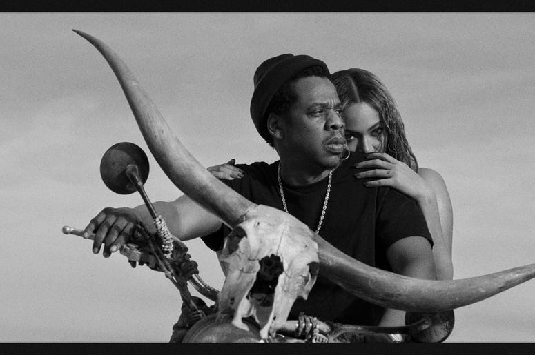 It's the On the Run II Tour! It's the On the Run II Tour!