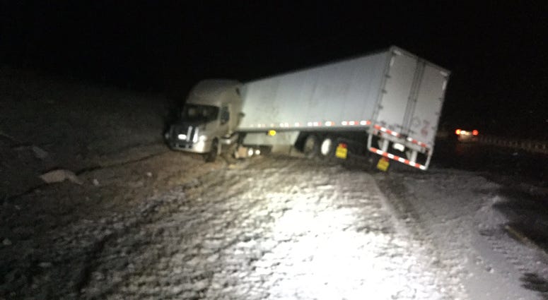 fuel leak closes I-84 EB