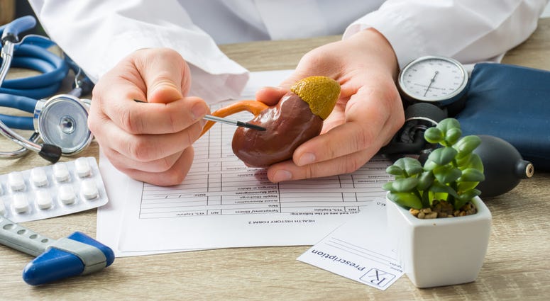 kidney-transplant-GettyImages-1139659904.jpg