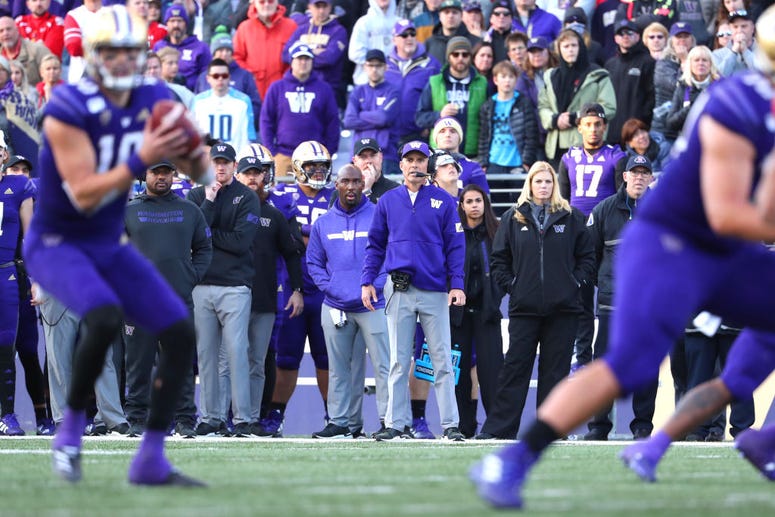 Chris-Petersen-Las-Vegas-GettyImages-1185119097.jpg