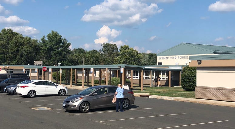 Some polling places were quiet on Primary Day; about 300,000 absentee ballots were distributed. This is the Skinner Road School in Vernon, 8/11/20 Some polling places were quiet on Primary Day; about 300,000 absentee ballots were distributed. This is the Skinner Road School in Vernon, 8/11/20