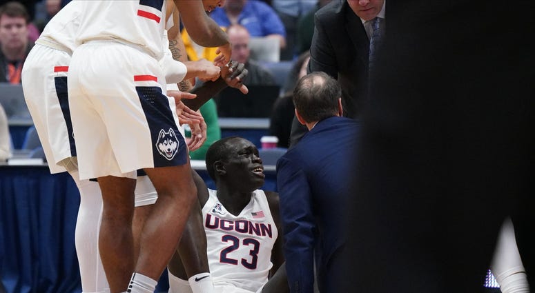 UConn-Akok-Akok-USATSI_14052502_168384717_lowres.jpg