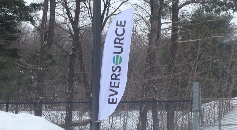eversource-sign-steve-saunders-wtic-photo.jpg eversource-sign-steve-saunders-wtic-photo.jpg