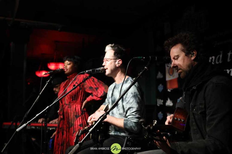 Acoustic Cafe Fitz Tantrums.jpg