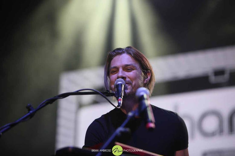 Hanson-All-Star-Xmas.jpg