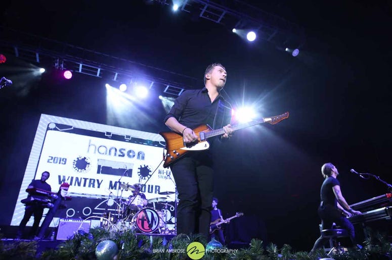 Hanson-All-Star-Xmas.jpg