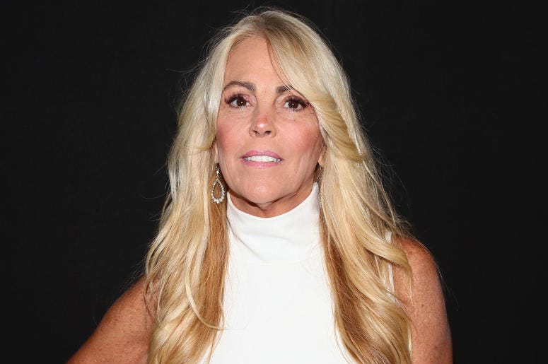 Dina-Lohan-GettyImages-1028.jpg