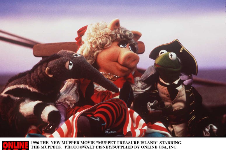 1996 THE NEW MUPPET MOVIE STARRING TIM CURRY AS LONG JOHN SILVER 1996 THE NEW MUPPET MOVIE STARRING TIM CURRY AS LONG JOHN SILVER