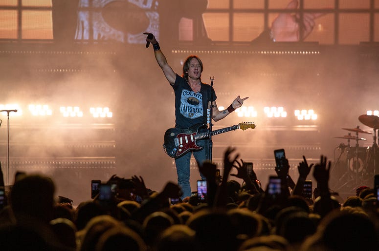 Keith Urban at LakeShake by Allison Cipra Photography Keith Urban at LakeShake by Allison Cipra Photography