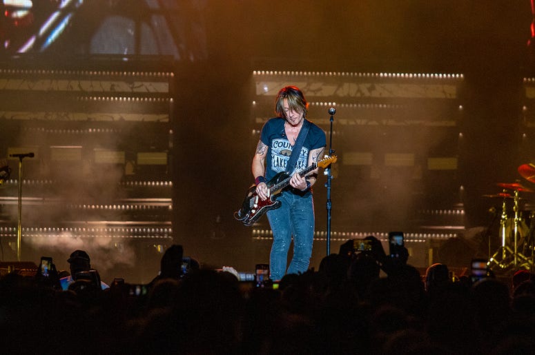 Keith Urban at LakeShake by Allison Cipra Photography Keith Urban at LakeShake by Allison Cipra Photography