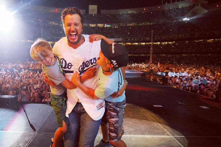 Luke Bryan & his sons Bo & Tate Luke Bryan & his sons Bo & Tate