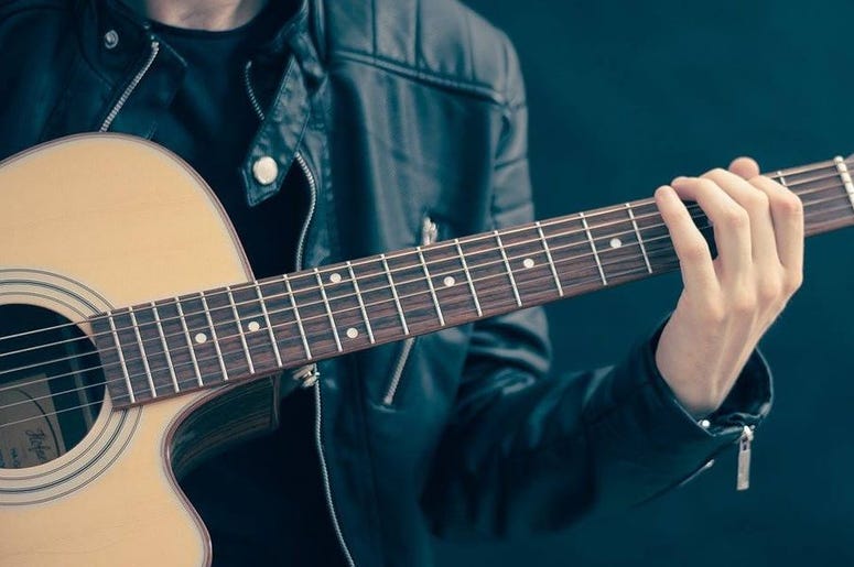 Guitar, singing, duet