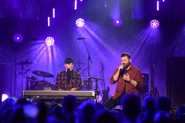 Chris Young, Gavin DeGraw, CMT Crossroads, Country Music