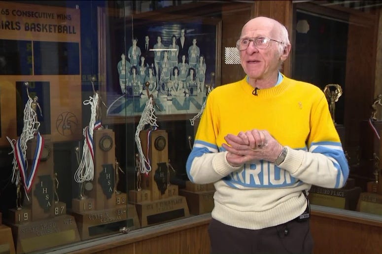 Maine West High School, Superfan, Basketball Team