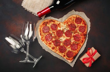 Heart Shaped Pizza, Valentine's Day, Restaurant, Local
