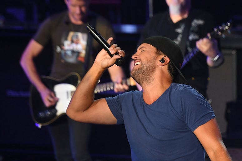 Luke Bryan Reveals Title Track & Track List For “Born Here Live Here Die Here”