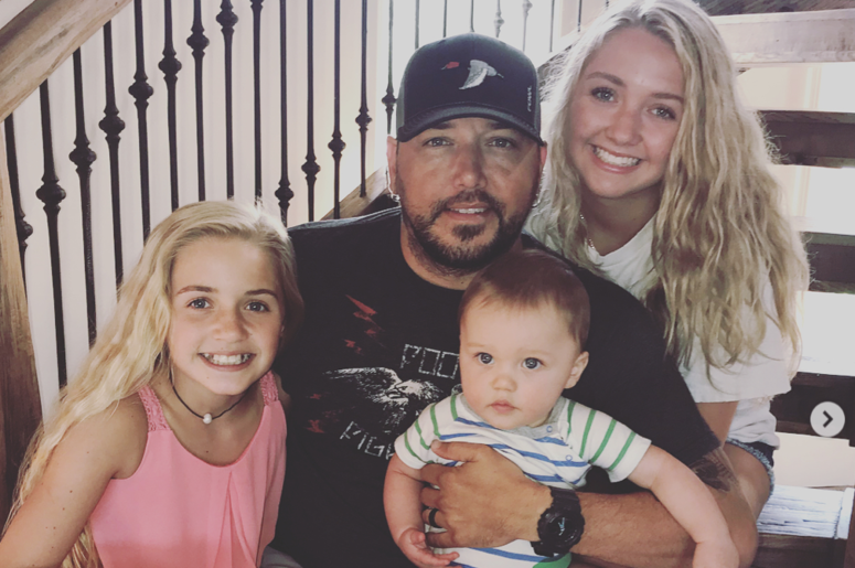 Jason Aldean & his kids Jason Aldean & his kids