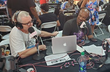 Freddie Roach with Big Tigger Freddie Roach with Big Tigger