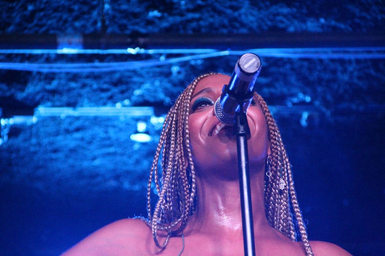 Jade Novah smiles during her summer 2018 V-103 Soul Sessions performance in Atlanta Jade Novah smiles during her summer 2018 V-103 Soul Sessions performance in Atlanta