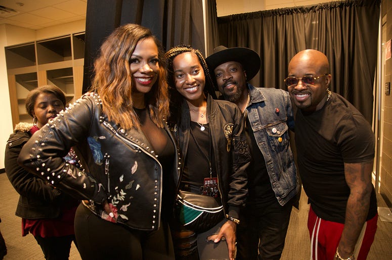 Kandi Burruss, Anthony Hamilton and Jermaine Dupri backstage at State Farm Arena Kandi Burruss, Anthony Hamilton and Jermaine Dupri backstage at State Farm Arena