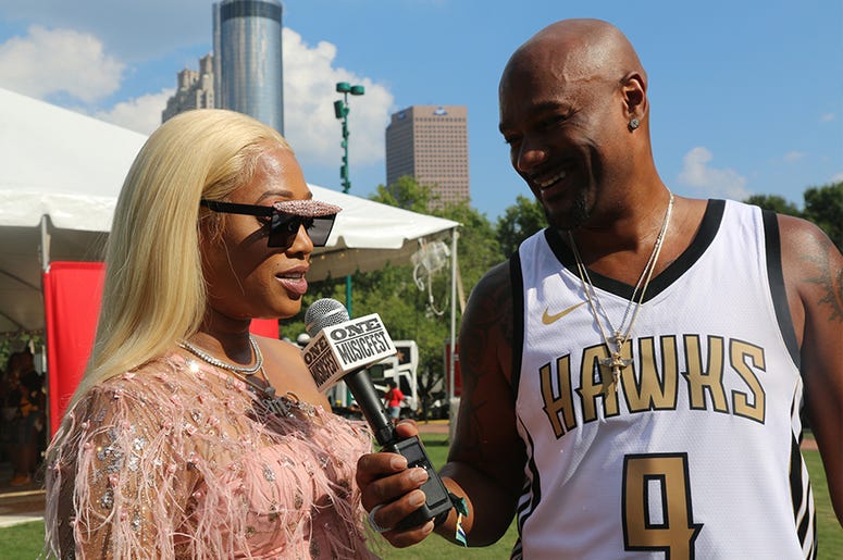 Big Tigger & Trina Backstage at One Music Fest 2019 Big Tigger & Trina Backstage at One Music Fest 2019