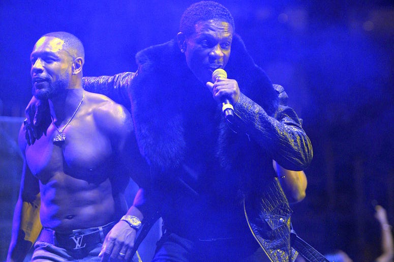 Tank and Keith Sweat performing at V-103 Winterfest 2018 Tank and Keith Sweat performing at V-103 Winterfest 2018