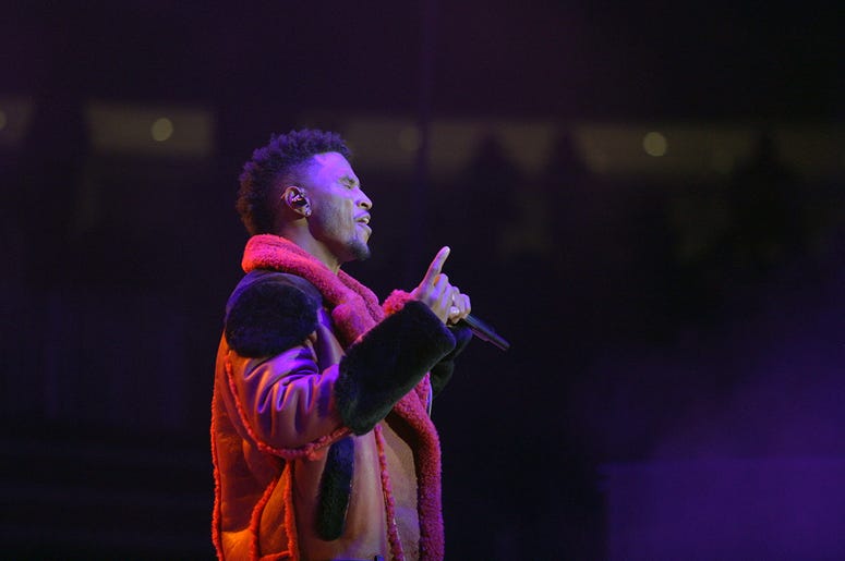 Trey Songz performing at V-103 Winterfest 2018 Trey Songz performing at V-103 Winterfest 2018