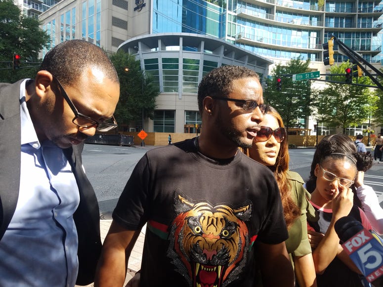 The Savage Family interrupted a news conference that was being held by a rep for R Kelly last Friday in midtown Atlanta The Savage Family interrupted a news conference that was being held by a rep for R Kelly last Friday in midtown Atlanta
