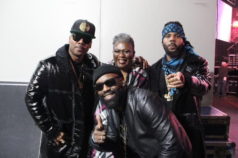 Jagged Edge and Joyce Littel backstage at V-103 Winterfest 2018 Jagged Edge and Joyce Littel backstage at V-103 Winterfest 2018