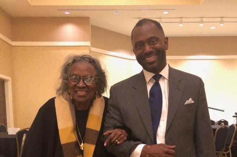 Mrs. Juanita Abernathy is seen being escorted by her son Kwame on Feb. 16, 2019 during a Black History program in Morrow GA Mrs. Juanita Abernathy is seen being escorted by her son Kwame on Feb. 16, 2019 during a Black History program in Morrow GA
