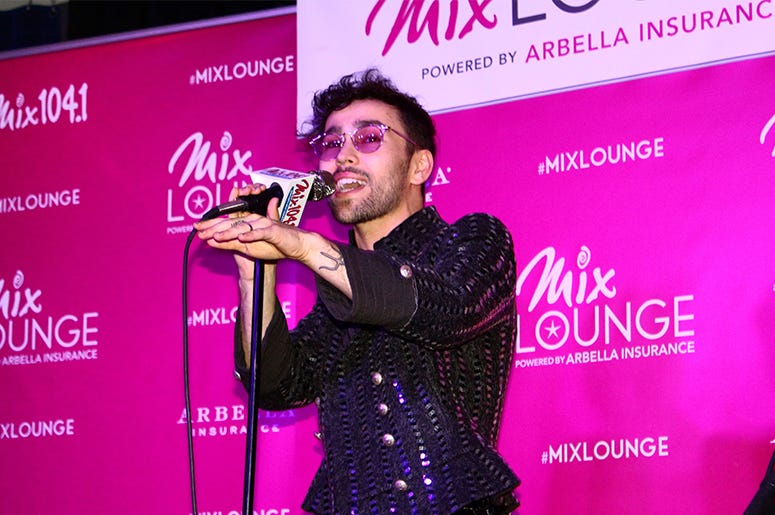 MAX Mix Lounge MAX Mix Lounge