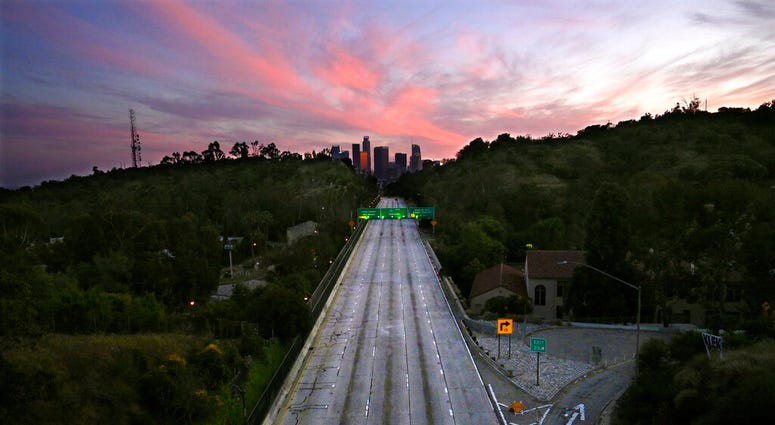 110 Arroyo Seco Parkway that leads to downtown Los Angeles 110 Arroyo Seco Parkway that leads to downtown Los Angeles